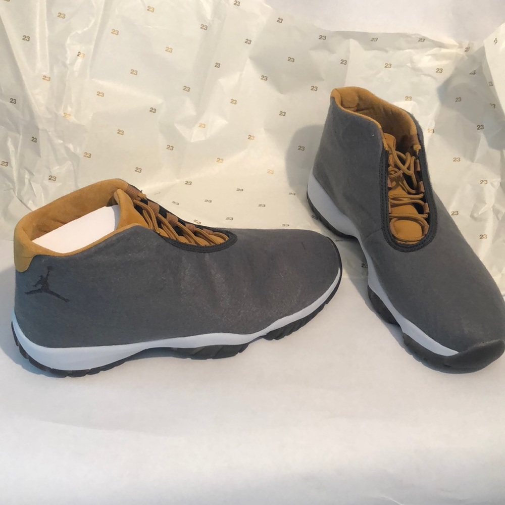 Air Jordan future dark gray dark week 9.5 mens New